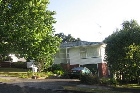 Photo of property in 3 Ensign Place, Hillcrest, Auckland, 0627