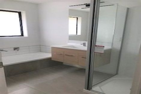 Photo of property in 13 Anglers Way, Omokoroa, 3114