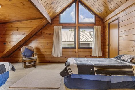 Photo of property in 23 Ewing Grove, Acacia Bay, Taupo, 3330