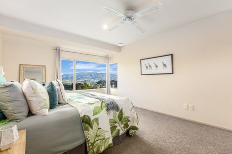 Photo of property in 12 Tombane Terrace, Papakowhai, Porirua, 5024