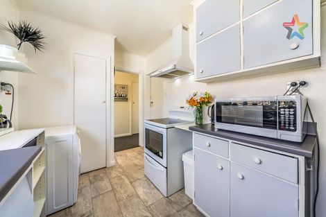 Photo of property in 1/1079 High Street, Taita, Lower Hutt, 5011