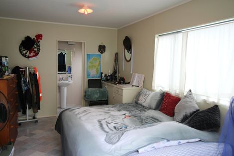 Photo of property in 35 Shields Street, Clyde, 9330