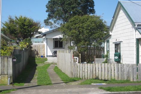 Photo of property in 55 Hine Street, New Plymouth, 4310