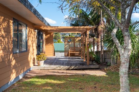 Photo of property in 155 Brian Crescent, Stanmore Bay, Whangaparaoa, 0932