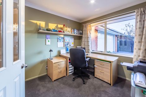 Photo of property in 20b Applewood Place, Casebrook, Christchurch, 8051