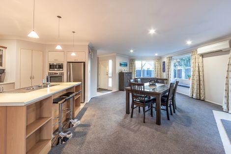 Photo of property in 20b Applewood Place, Casebrook, Christchurch, 8051