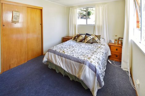 Photo of property in 16 Black Peak Road, Omarama, 9412