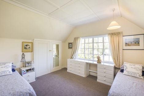Photo of property in 31 Elmira Avenue, Hokowhitu, Palmerston North, 4410