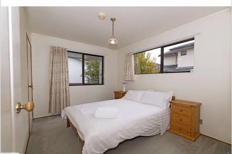 Photo of property in 3 Whiting Grove, West Harbour, Auckland, 0618