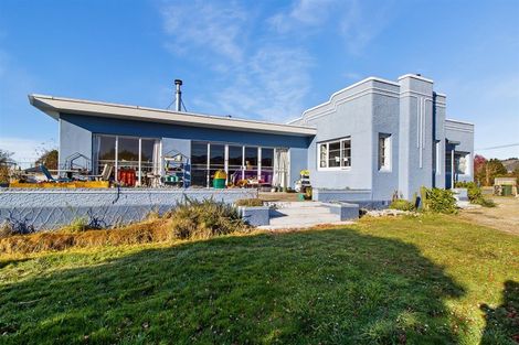 Photo of property in 53 Rhodes Street, Waimate, 7924