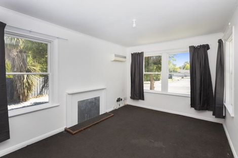 Photo of property in 21 Piko Crescent, Riccarton, Christchurch, 8041