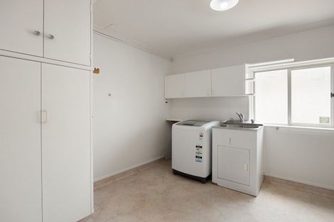 Photo of property in 15 Priscilla Crescent, Melville, Hamilton, 3206