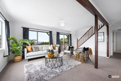 Photo of property in 47 Pokohiwi Road, Normandale, Lower Hutt, 5010