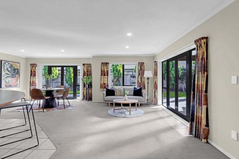 Photo of property in 2 Shiraz Place, Rototuna, Hamilton, 3210