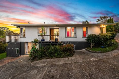 Photo of property in 437 Don Buck Road, Massey, Auckland, 0614