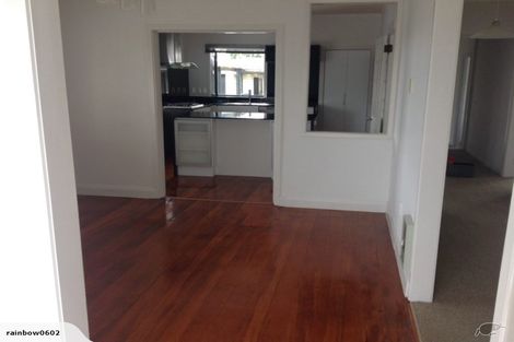 Photo of property in 421 Mangorei Road, Highlands Park, New Plymouth, 4312