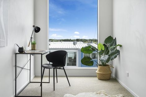 Photo of property in 31 Reynolds Place, Papamoa Beach, Papamoa, 3118