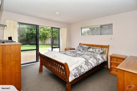 Photo of property in 6 Matson Close, Rangiora, 7400