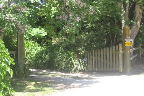 Photo of property in 880 Old Coach Road, Pongakawa, 3186