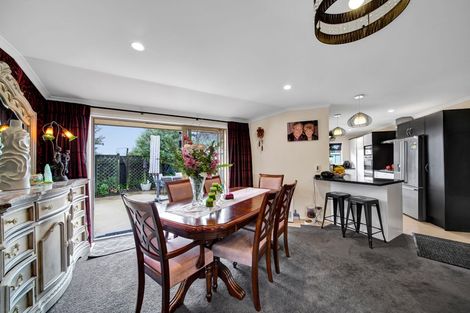Photo of property in 24 Park Lane, Waitara, 4320
