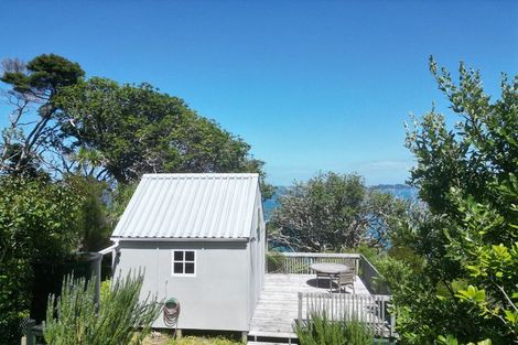 Photo of property in 3 Hall Head Road, Kawau Island, 0920