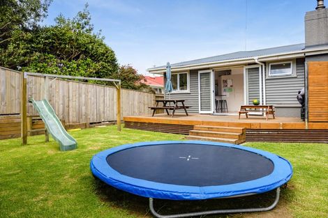 Photo of property in 5 Belair Avenue, Blagdon, New Plymouth, 4310