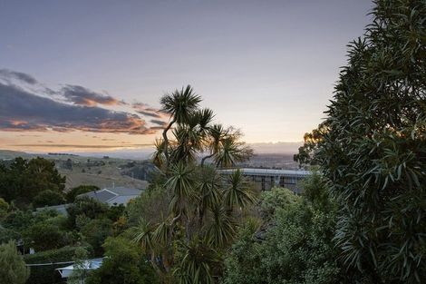 Photo of property in 212 Dyers Pass Road, Cashmere, Christchurch, 8022