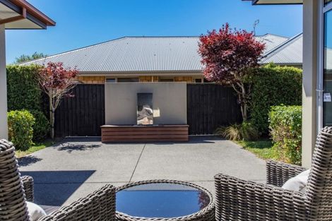 Photo of property in 5 Applefield Court, Northwood, Christchurch, 8051