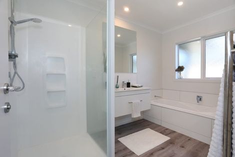 Photo of property in 41 Wilson Street, Bulls, 4818