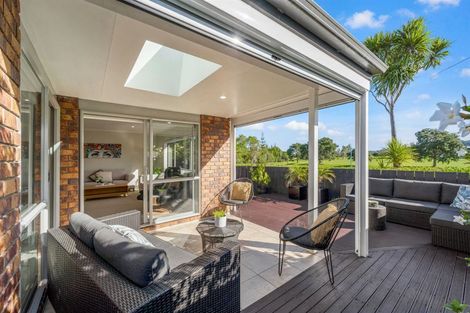 Photo of property in 232a Centreway Road, Orewa, 0931