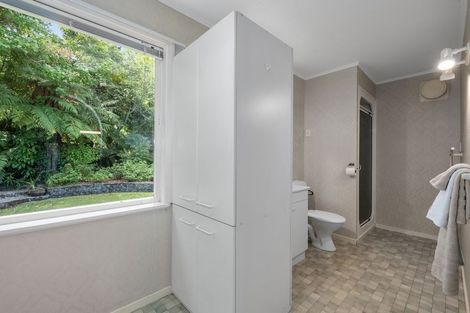 Photo of property in 87 Horoeka Street, Stokes Valley, Lower Hutt, 5019