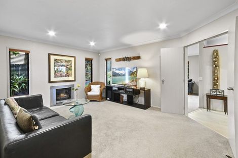 Photo of property in 12 Phoenicia Court, The Gardens, Auckland, 2105
