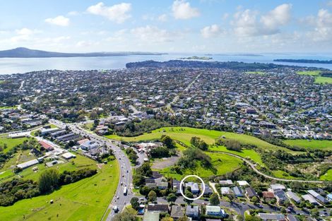 Photo of property in 6 Felton Mathew Avenue, St Johns, Auckland, 1072