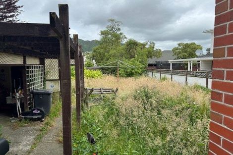 Photo of property in 44 Cambridge Terrace, Waiwhetu, Lower Hutt, 5010