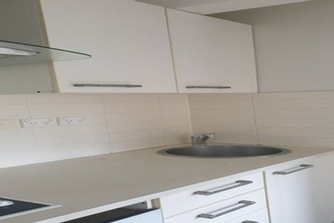 Photo of property in 81 Archers Road, Hillcrest, Auckland, 0629