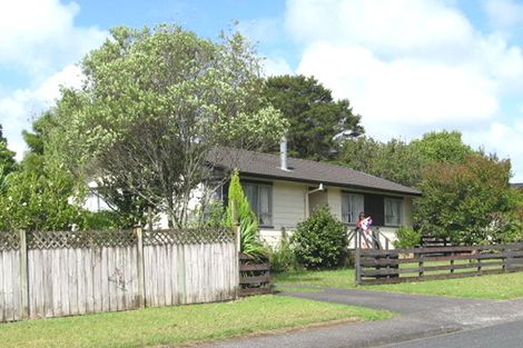 Photo of property in 30 Allington Road, Massey, Auckland, 0614