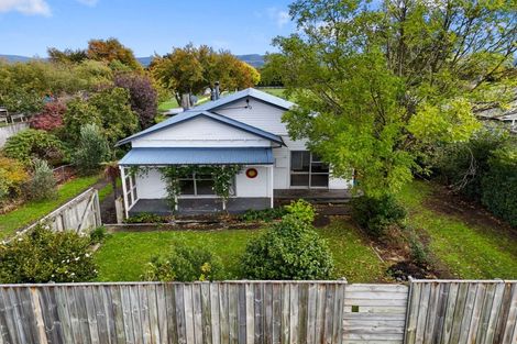 Photo of property in 42 Wyndham Street, Carterton, 5713