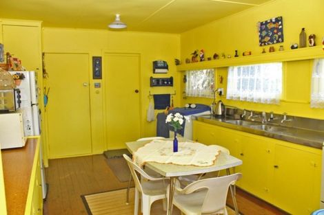 Photo of property in 59 Hornsea Road, Tairua, 3508