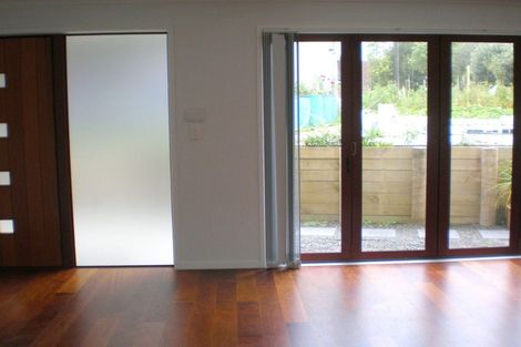 Photo of property in 10 Norma Avenue, Te Atatu South, Auckland, 0610