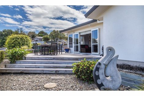 Photo of property in 32 Blue Heron Rise, Stanmore Bay, Whangaparaoa, 0932