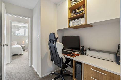 Photo of property in 112 Grand Drive, Orewa, 0931