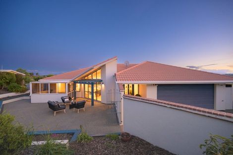 Photo of property in 6 Coutts Place, Mapua, 7005