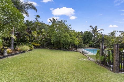 Photo of property in 132 Churchill Road, Rothesay Bay, Auckland, 0630