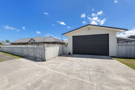 Photo of property in 79 Turuturu Road, Hawera, 4610