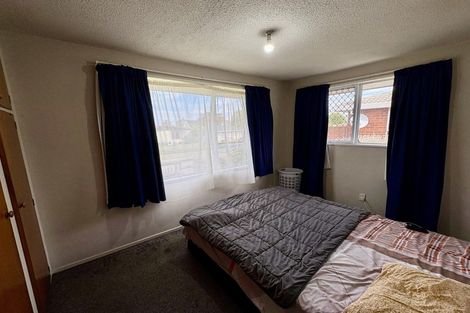 Photo of property in 1/5 James Condon Place, Redwood, Christchurch, 8051