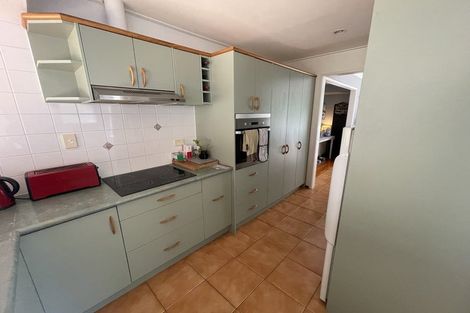 Photo of property in 8 Miro Place, Waiuku, 2123