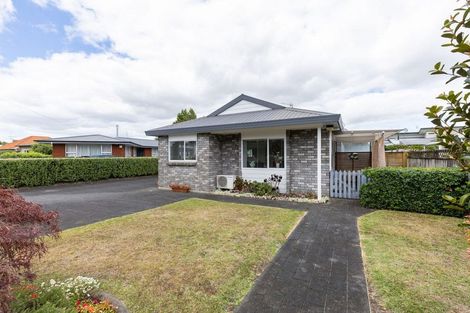 Photo of property in 137b Taylor Street, Cambridge, 3434