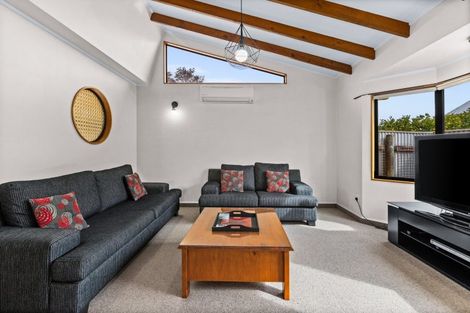 Photo of property in 1212 Louie Street, Parkvale, Hastings, 4122