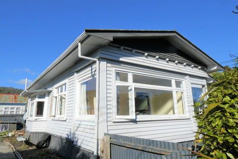 Photo of property in 10 Hall-jones Street, Runanga, 7803