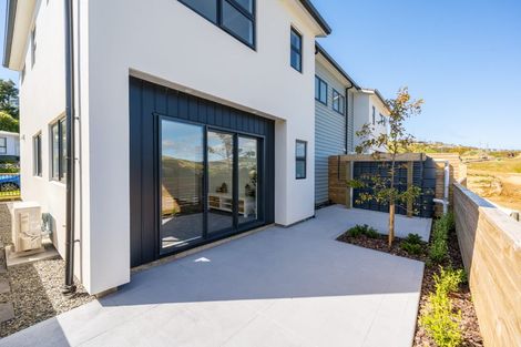 Photo of property in 140 Jamaica Drive, Grenada North, Wellington, 5028